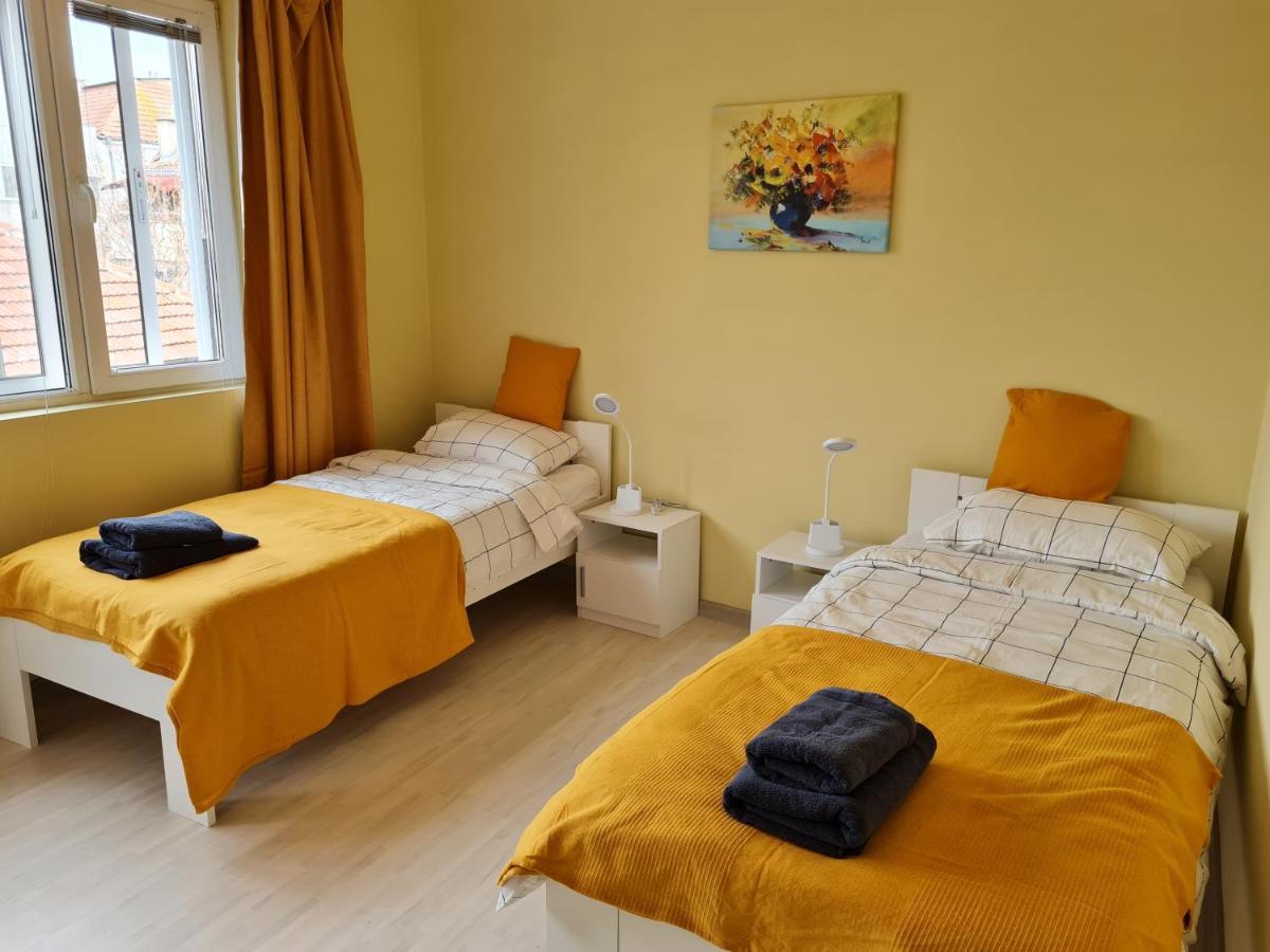 Spacious Apartment "Sunny Sofia" In The Heart Of Varna City المظهر الخارجي الصورة